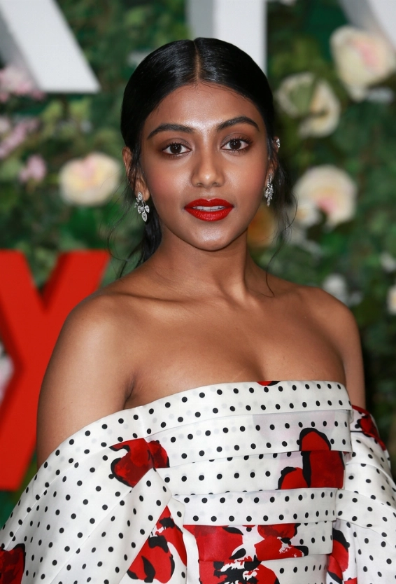 Edwina Sharma - Bridgertonowie