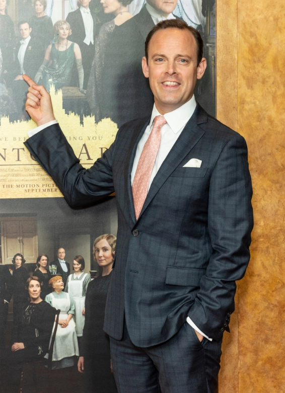 Martin Charteris - The Crown